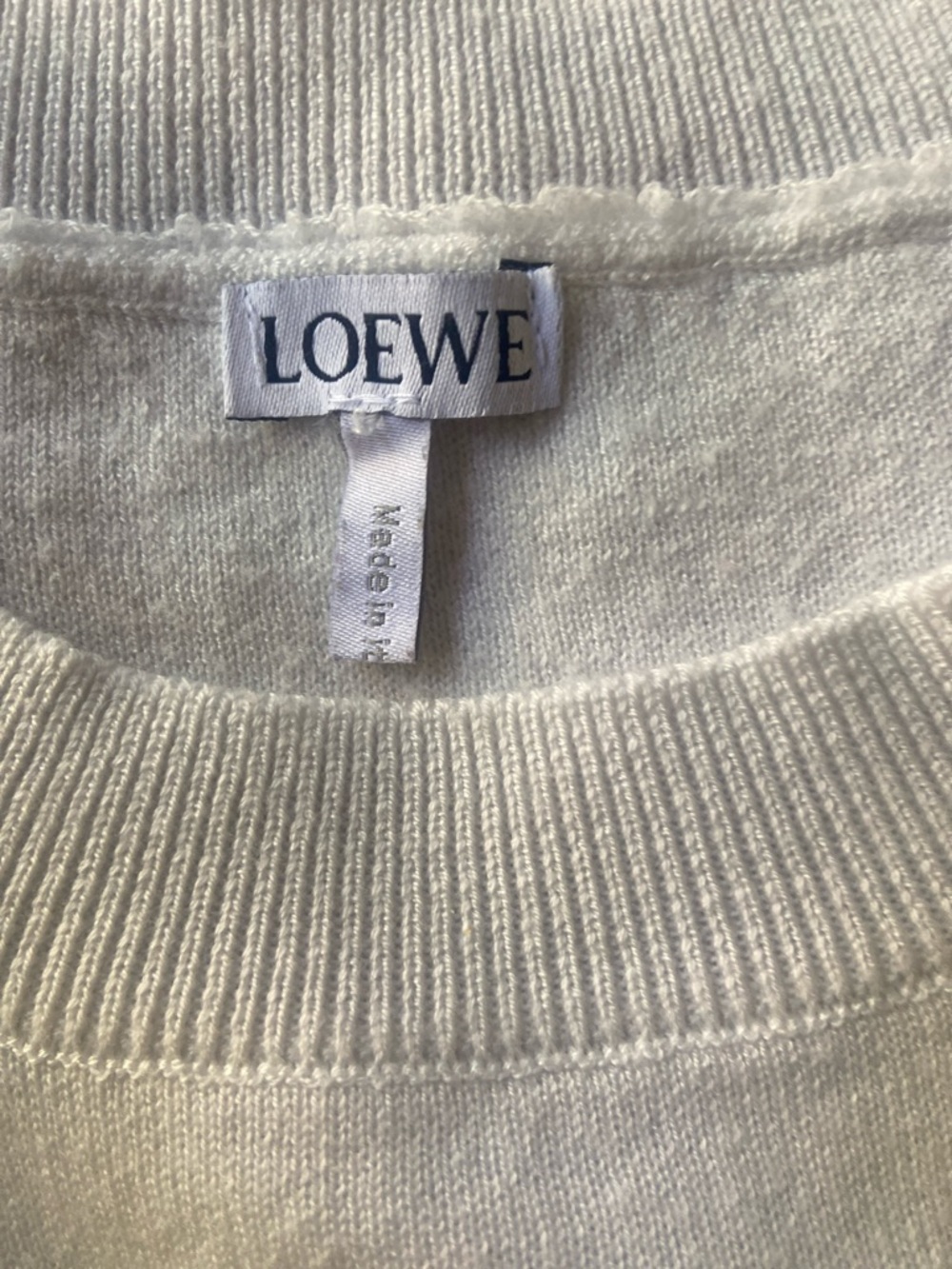 Loewe - Picture 5 of 8